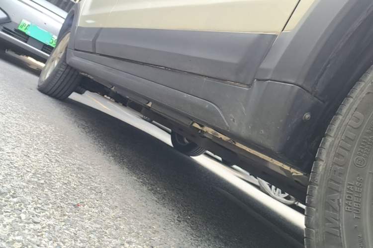 Used BAIC New Energy EC5 2019 New Air Edition Right Side Sill