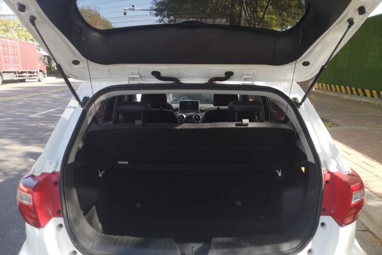 Used BAIC New Energy EC5 2019 New Style Edition Trunk