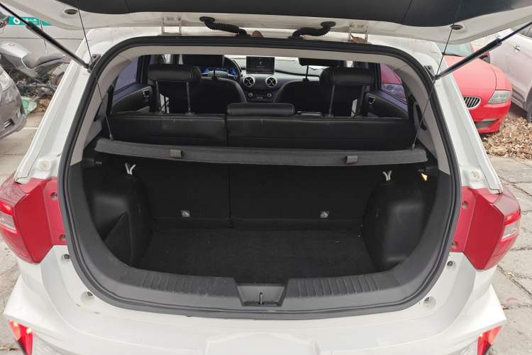 Used BAIC New Energy EC5 2019 New Style Edition Trunk
