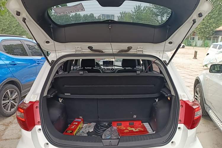 Used BAIC New Energy EC5 2019 New Style Edition Trunk