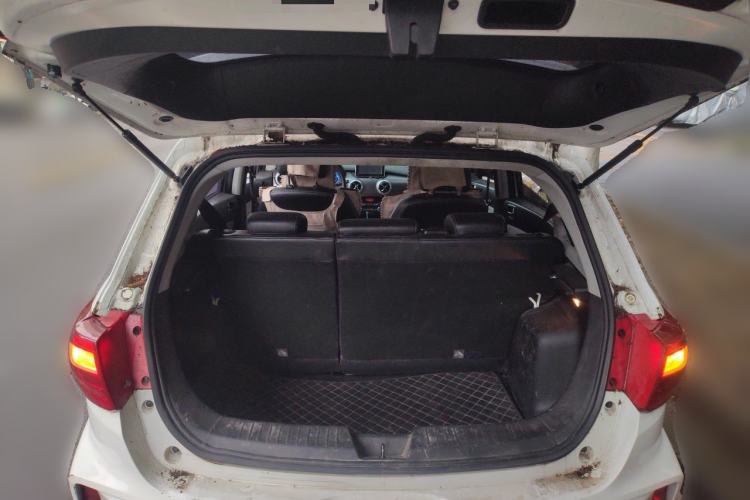 Used BAIC New Energy EC5 2019 New Air Edition Trunk