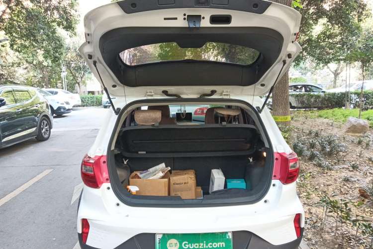 Used BAIC New Energy EC5 2019 New Style Edition Trunk