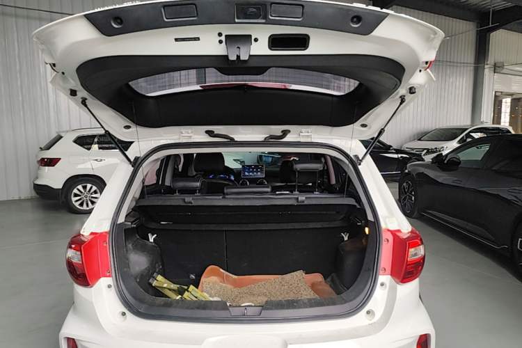 Used BAIC New Energy EC5 2019 New Style Edition Trunk