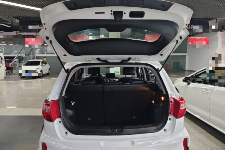 Used BAIC New Energy EC5 2019 New Style Edition Trunk