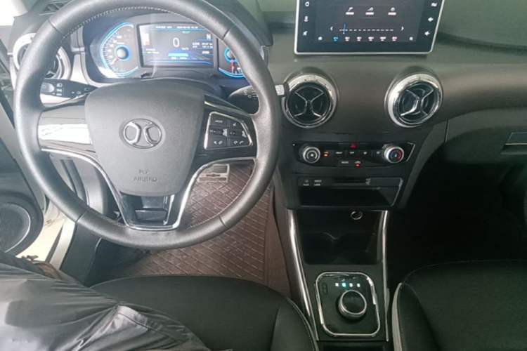 Used BAIC New Energy EC5 2020 New Fashion Edition Center Console