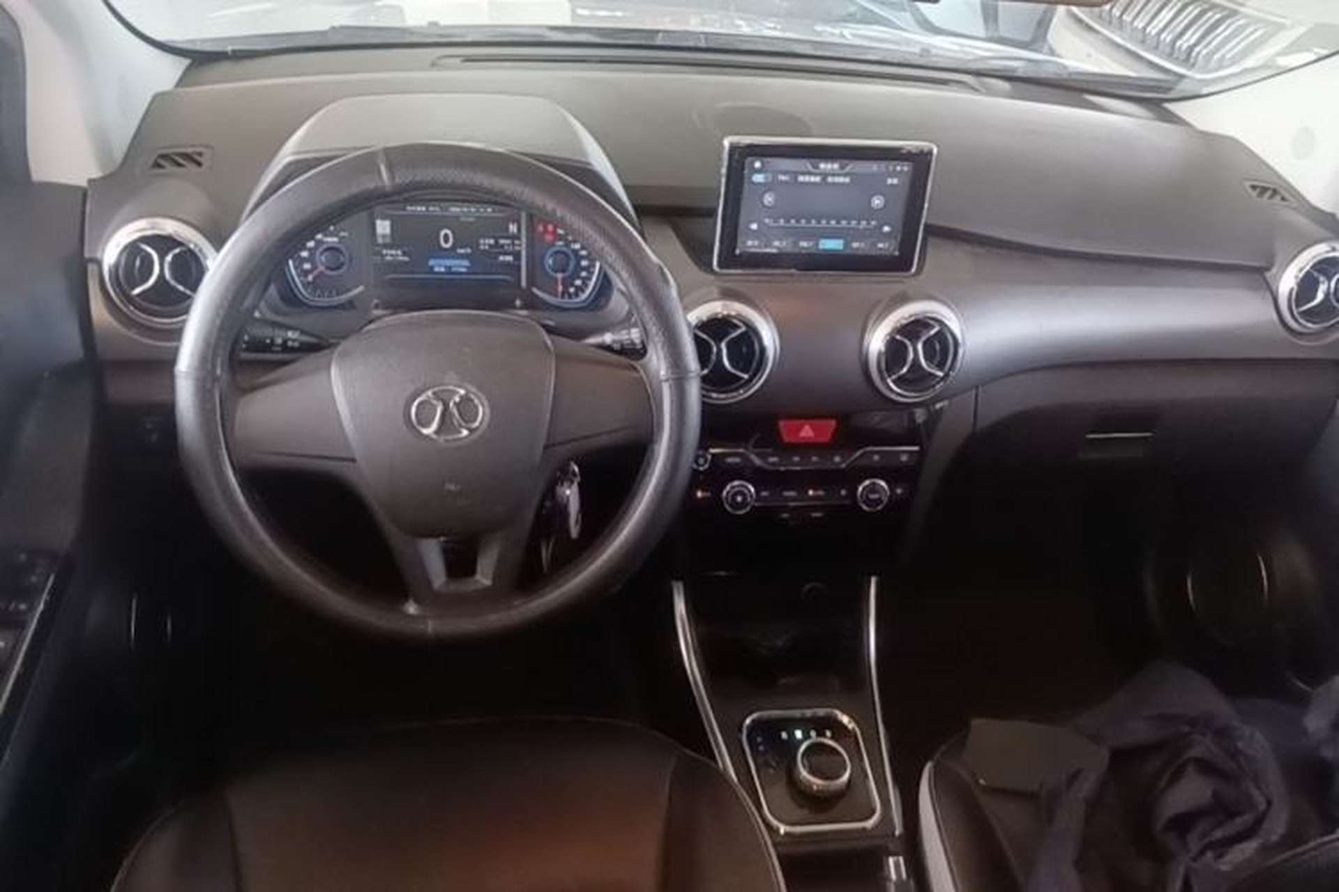 Used BAIC New Energy EC5 2020 Fresh Air Edition Center Console