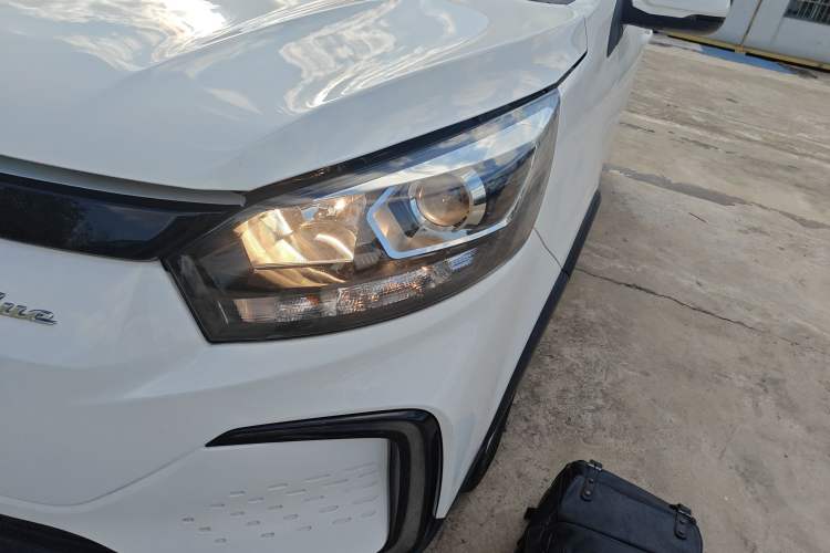Used BAIC New Energy EC5 2020 Fresh Air Edition Left Front Headlight