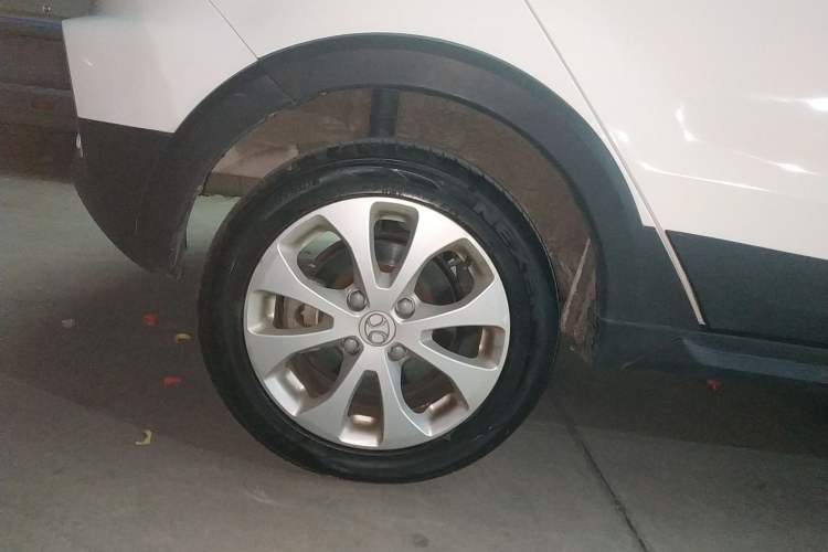 Used BAIC New Energy EC5 2020 Fresh Air Edition Right Rear Wheel Hub