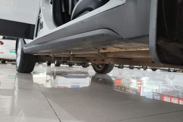 Used BAIC New Energy EC5 2020 Fresh Air Edition Right Side Sill