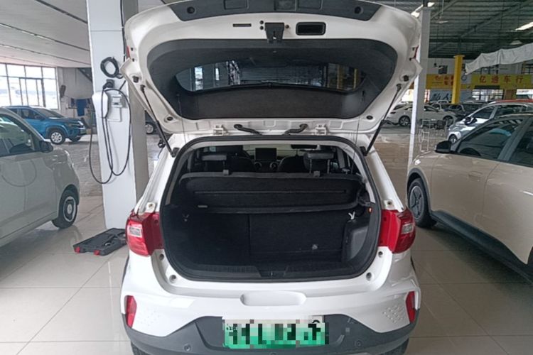 Used BAIC New Energy EC5 2020 New Fashion Edition Trunk