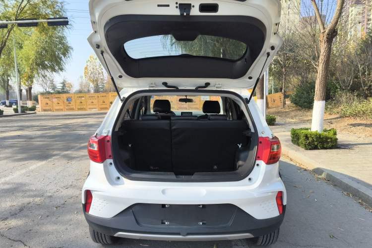 Used BAIC New Energy EC5 2020 Fresh Air Edition Trunk