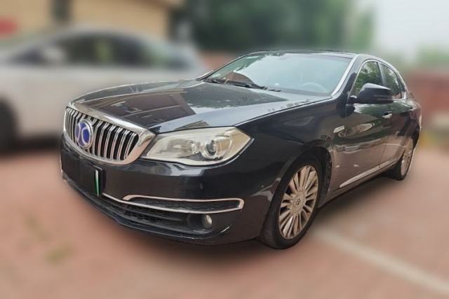 Ojetý BAIC New Energy EH 2017 EH300 Executive Edition