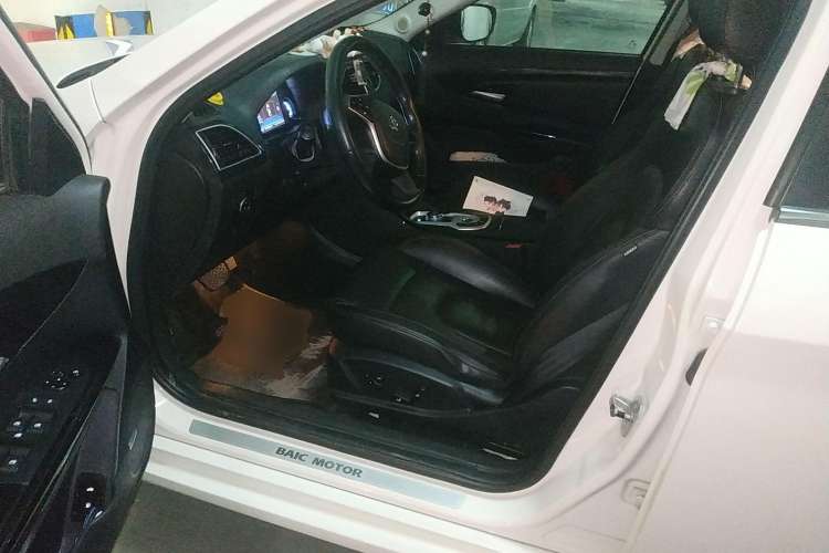 Used BAIC New Energy ES210 2015 Comfort Edition Driver Seat