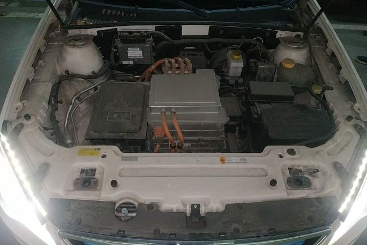 Used BAIC New Energy ES210 2015 Comfort Edition Engine Bay