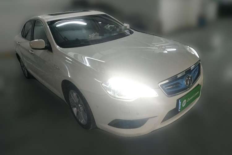Used BAIC New Energy ES210 2015 Comfort Edition Front Right 45 Deg
