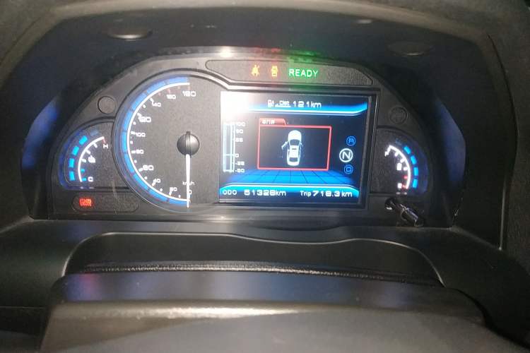 Used BAIC New Energy ES210 2015 Comfort Edition Odometer Close Up
