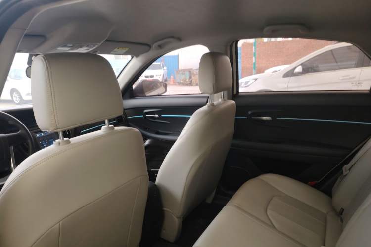 Used BAIC New Energy EU 2018 EU Quick-Change Loto Version Headliner