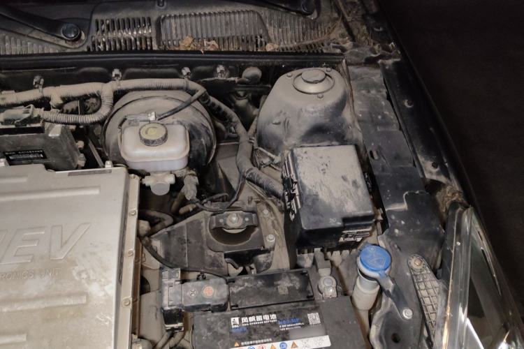 Used BAIC New Energy EU 2016 EU260 Letu Plus Edition Engine Bay Left