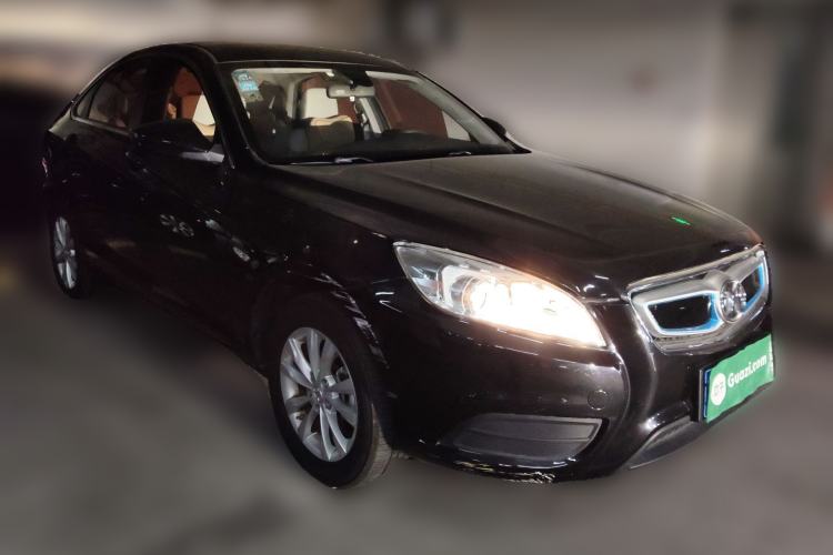 Used BAIC New Energy EU 2016 EU260 Letu Plus Edition Front Right 45 Deg