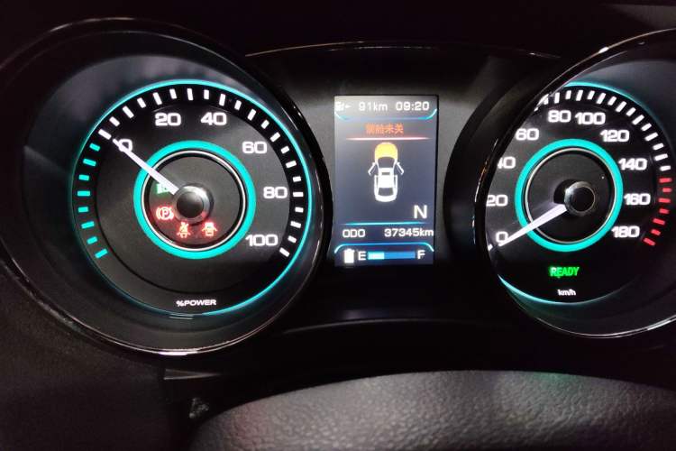Used BAIC New Energy EU 2016 EU260 Letu Plus Edition Odometer Close Up