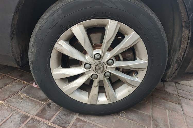 Used BAIC New Energy EU 2016 EU260 Enjoy Edition Right Front Wheel Hub