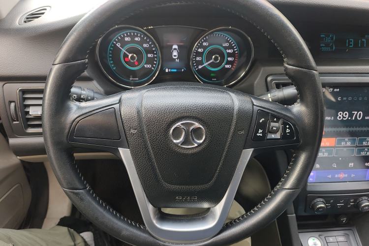 Used BAIC New Energy EU 2016 EU260 Enjoy Edition Steering Wheel