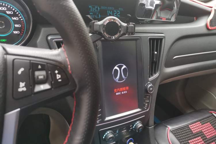 Used BAIC New Energy EU 2016 EU260 Enjoy Edition Audio And AC Panel