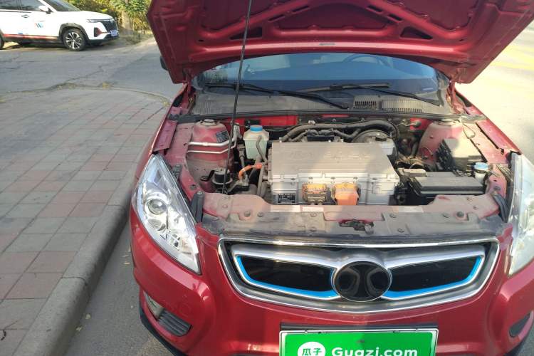 Used BAIC New Energy EU 2016 EU260 Enjoy Edition Engine Bay Right