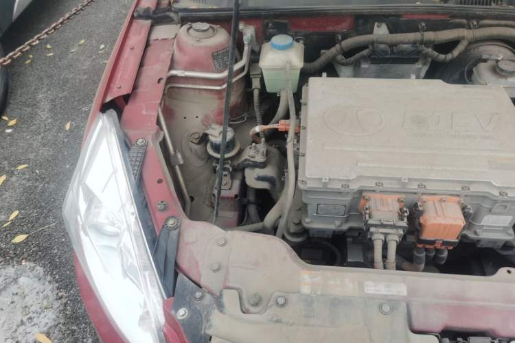 Used BAIC New Energy EU 2016 EU260 Enjoy Edition Engine Bay Right