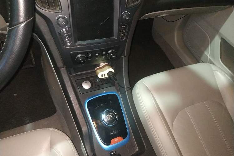 Used BAIC New Energy EU 2016 EU260 Enjoy Edition Gear Lever