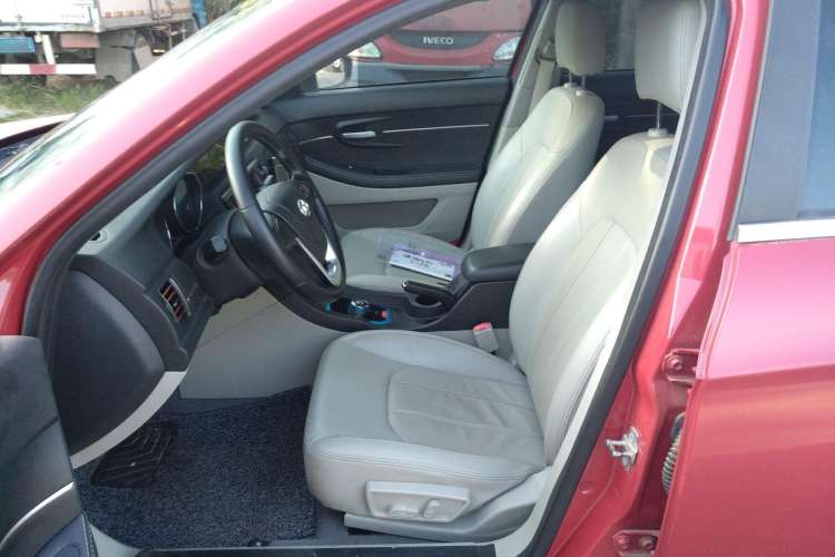 Used BAIC New Energy EU 2016 EU260 Enjoy Edition Left Front Seat