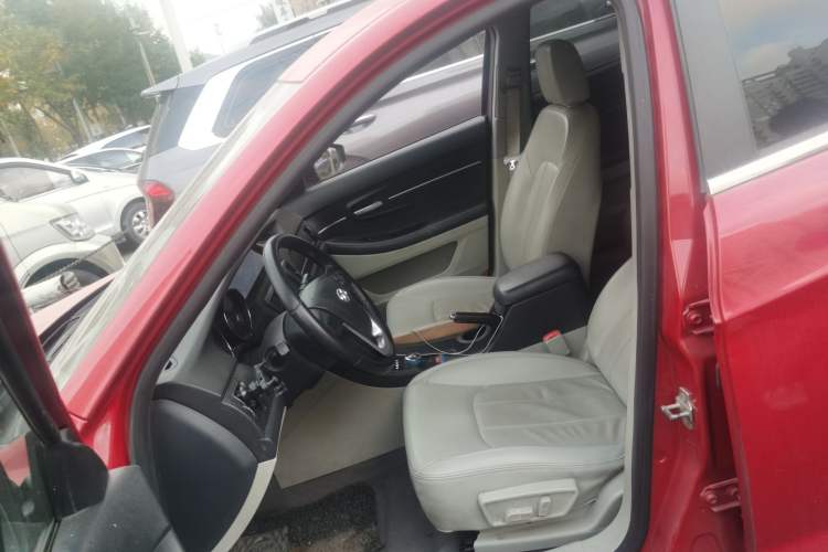 Used BAIC New Energy EU 2016 EU260 Enjoy Edition Left Front Seat