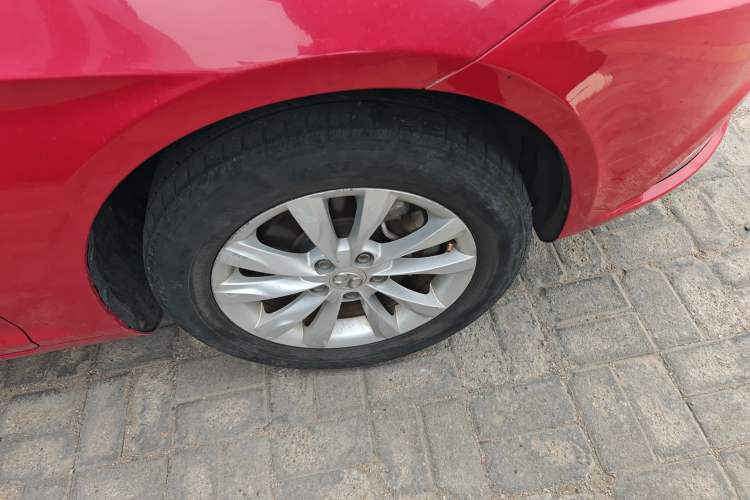 Used BAIC New Energy EU 2016 EU260 Enjoy Edition Right Front Wheel Hub