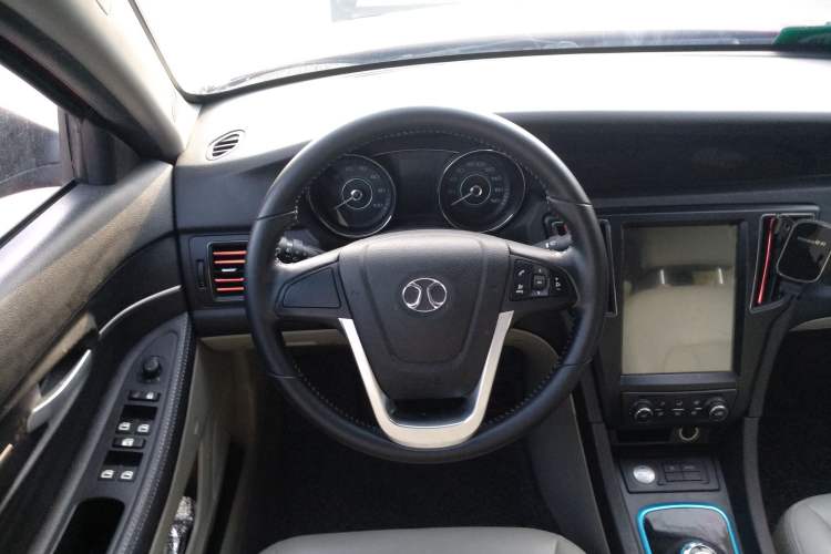 Used BAIC New Energy EU 2016 EU260 Enjoy Edition Steering Wheel