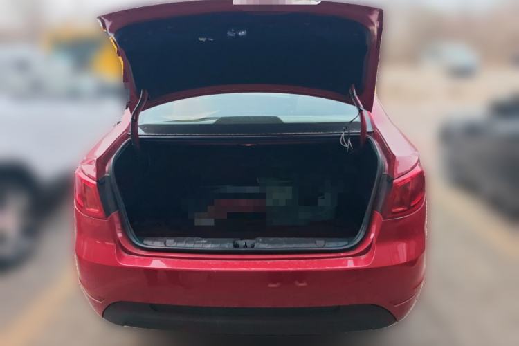 Used BAIC New Energy EU 2016 EU260 Enjoy Edition Trunk