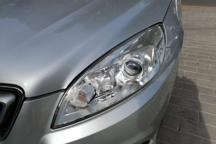 Used BAIC New Energy EU 2016 EU260 Letu Plus Edition Left Front Headlight