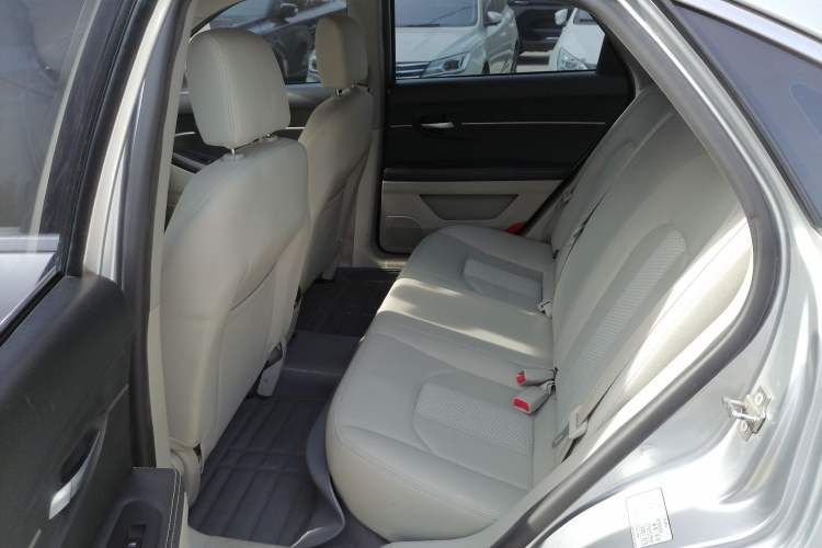Used BAIC New Energy EU 2016 EU260 Letu Plus Edition Left Rear Seat