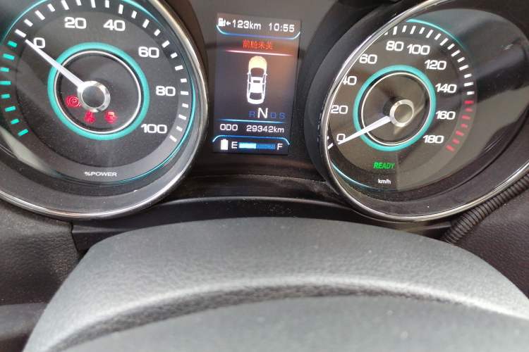 Used BAIC New Energy EU 2016 EU260 Letu Plus Edition Odometer Close Up