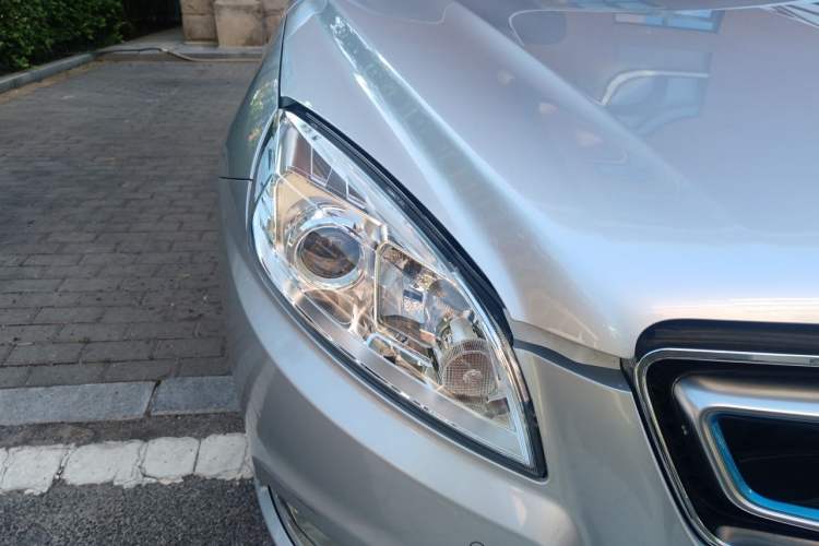 Used BAIC New Energy EU 2016 EU260 Enjoy Edition Right Front Headlight