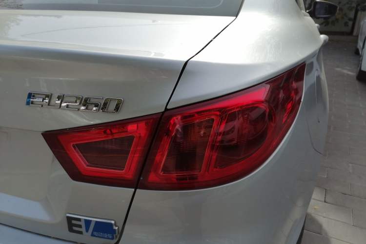 Used BAIC New Energy EU 2016 EU260 Letu Plus Edition Right Rear Taillight