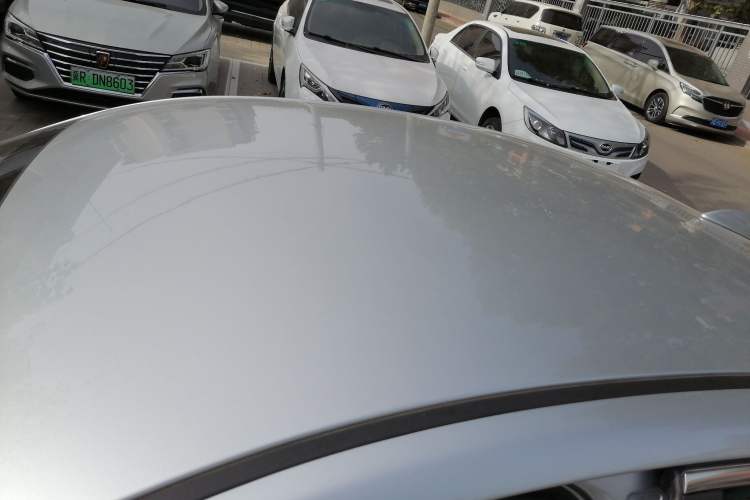 Used BAIC New Energy EU 2016 EU260 Letu Plus Edition Roof