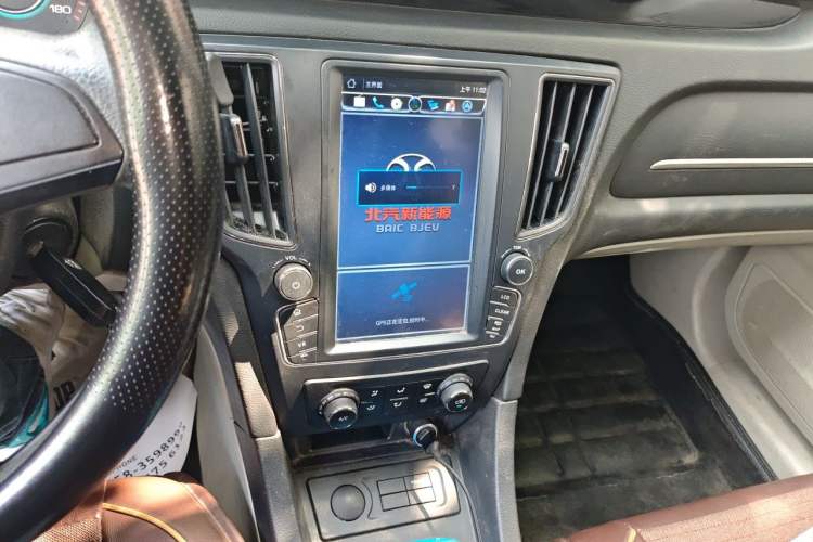 Used BAIC New Energy EU 2016 EU260 Letu Plus Edition Audio And AC Panel