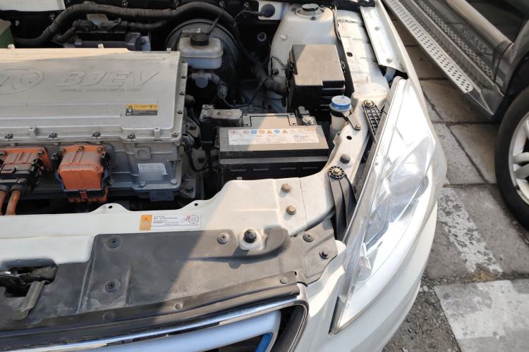 Used BAIC New Energy EU 2016 EU260 Enjoy Edition Engine Bay Left