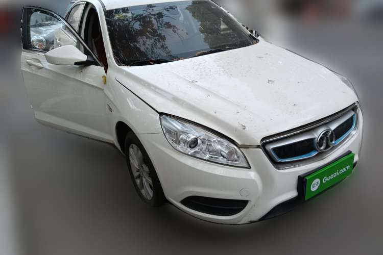 Used BAIC New Energy EU 2016 EU260 Letu Plus Edition Front Right 45 Deg