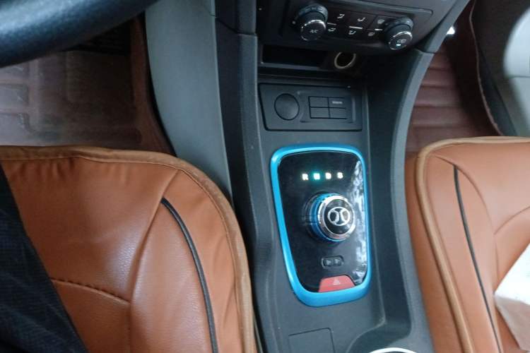 Used BAIC New Energy EU 2016 EU260 Letu Plus Edition Gear Lever