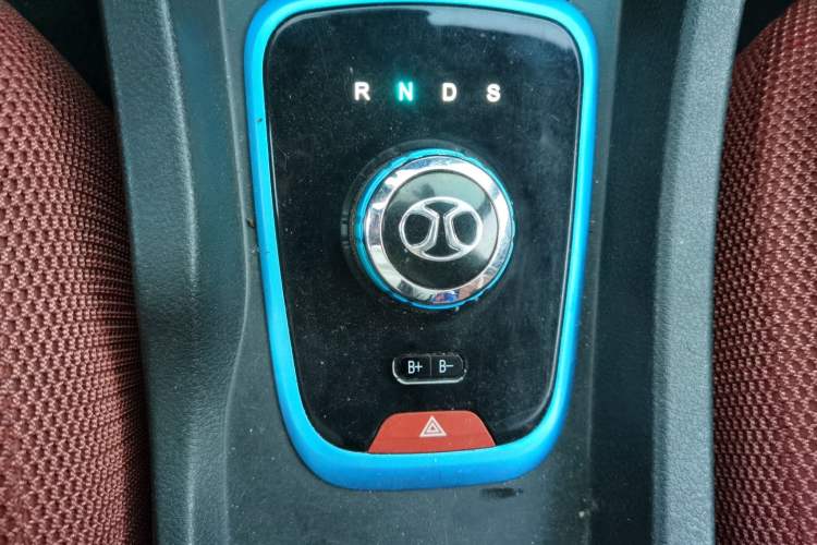 Used BAIC New Energy EU 2016 EU260 Enjoy Edition Gear Lever