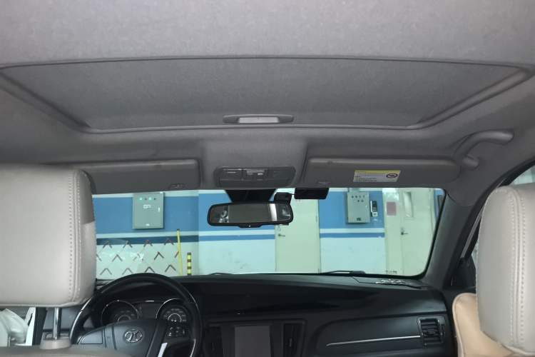 Used BAIC New Energy EU 2016 EU260 Enjoy Edition Headliner