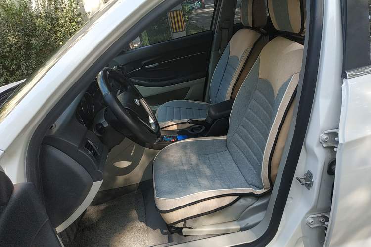 Used BAIC New Energy EU 2016 EU260 Letu Plus Edition Left Front Seat