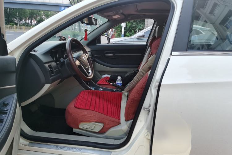 Used BAIC New Energy EU 2016 EU260 Enjoy Edition Left Front Seat
