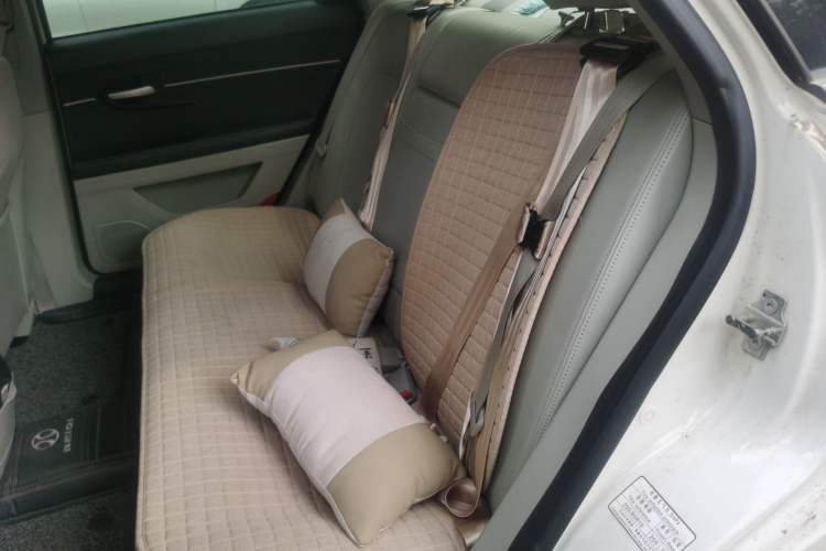 Used BAIC New Energy EU 2016 EU260 Enjoy Edition Left Rear Seat